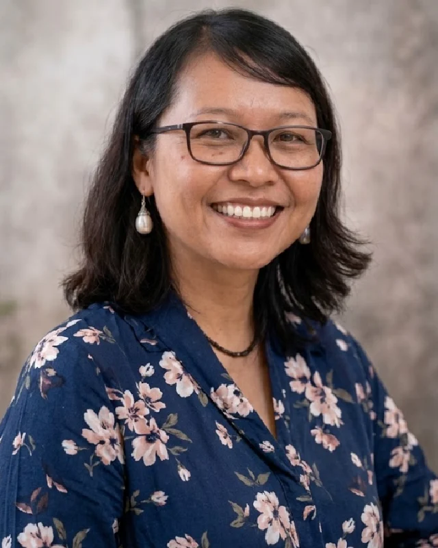 Dr. Noni Agustina, M.Pd