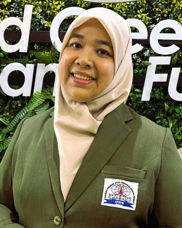 Dr. Ummi Khaerati Syam, M.Pd